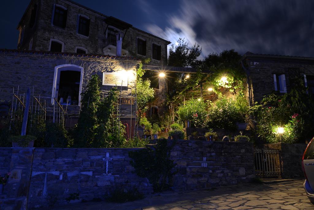 Guesthouse Parthenón Extérieur photo